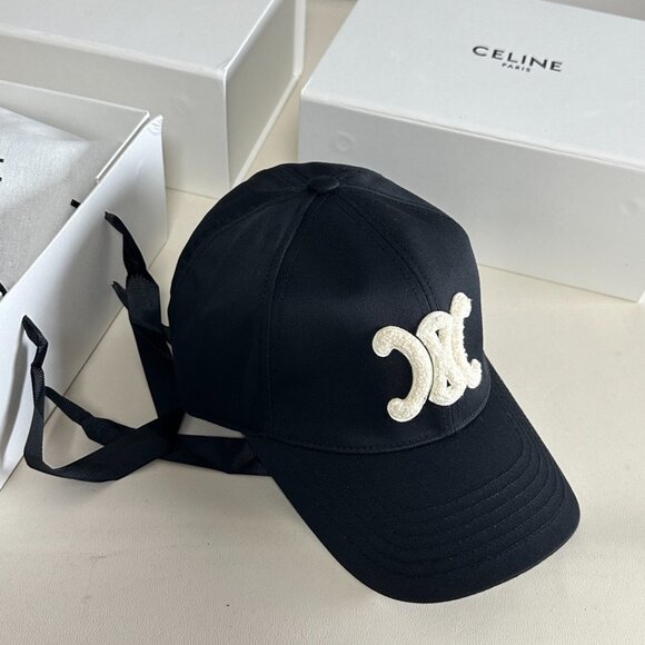 Celine black Cap with Cream Logo - Picture 5 of 7